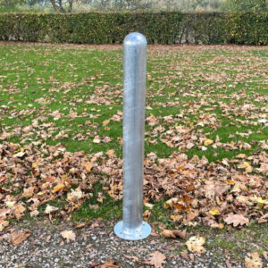 Pullert i stål til fastboltning