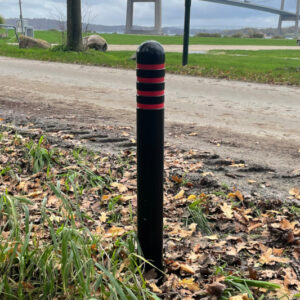 Pullert i sort med refleks