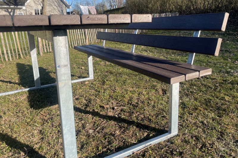 Bordbænkesæt i stål og plastplanker