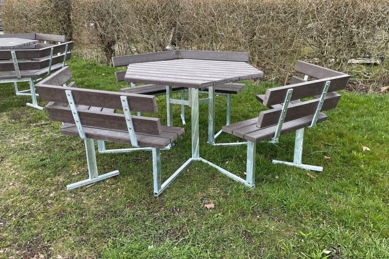 Sekskantet bordbænkesæt