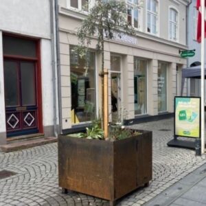 Plantekasse i corten